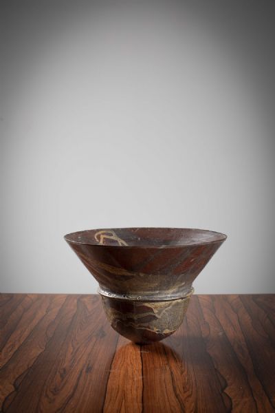 CERAMIC BOWL by Sonja Landweer sold for €1,200 at deVeres Auctions