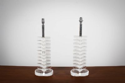 A PAIR OF LUCITE TRIANGULAR SHAPED TABLE LAMPS at deVeres Auctions