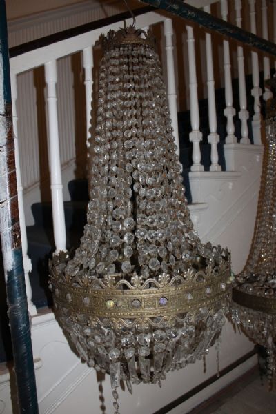 A CHANDELIER at deVeres Auctions