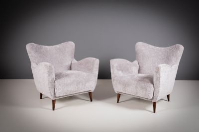 A PAIR OF ARMCHAIRS at deVeres Auctions