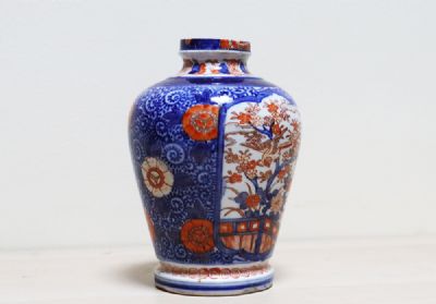 299 by AN IMARI VASE  at deVeres Auctions