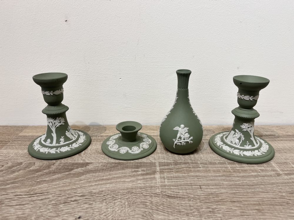 359 by COLLECTION OF GREEN WEDGEWOOD  at deVeres Auctions