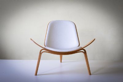 6 by HANS WEGNER sold for €1,400 at deVeres Auctions