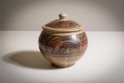 POT WITH LID by David Leach sold for €600 at deVeres Auctions